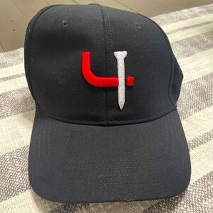 SHORT PAR 4 FOUR Golf‎ Fitted Black Ball Cap Hat NWOT